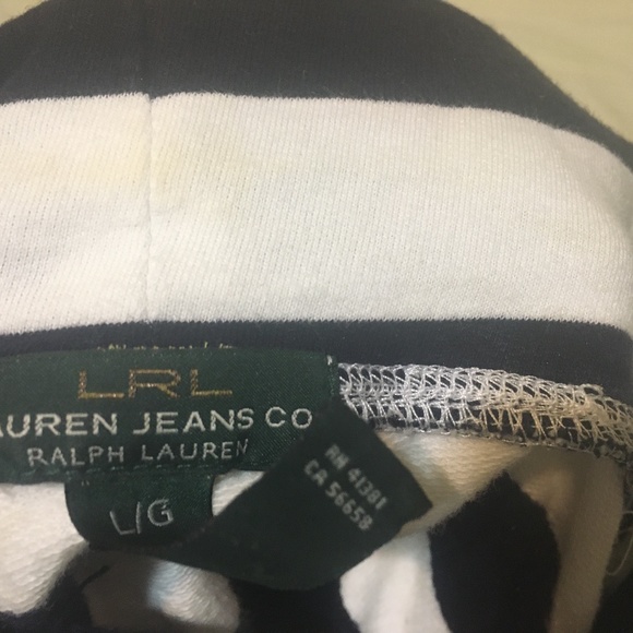 Bundle of NWT Sandro shorts and free Lauren Jeans Co sleeveless hoodie - Picture 7 of 8